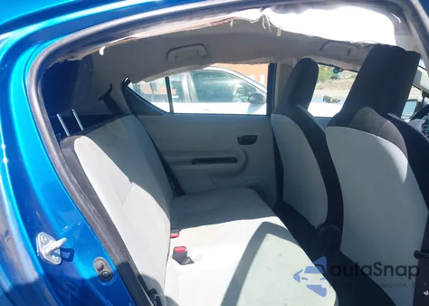 2013 Toyota Prius C One from USA, damaged, VIN JTDKDTB39D1532952